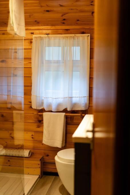 Cozy Norwegian Style Log Cabin In Rural Snowdonia - 2 Bedrooms & Parking By Seren Short Stays Ffestiniog Esterno foto