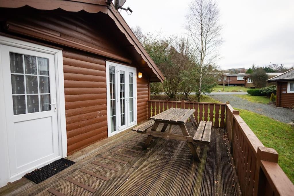 Cozy Norwegian Style Log Cabin In Rural Snowdonia - 2 Bedrooms & Parking By Seren Short Stays Ffestiniog Esterno foto